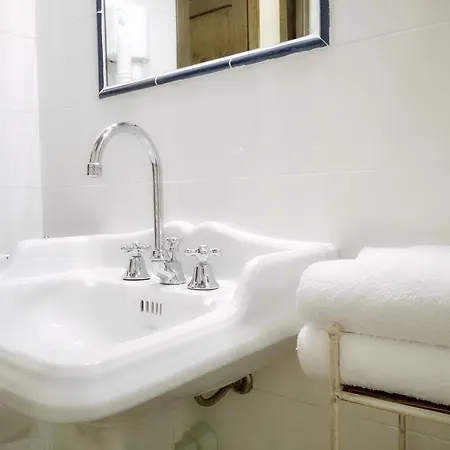Montecorneo Lejlighedshotel 2*