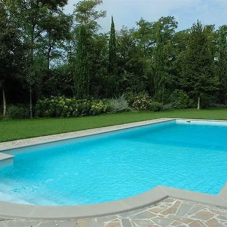 Montecorneo Lejlighedshotel 2*