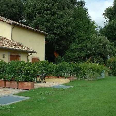 Montecorneo Lejlighedshotel 2*