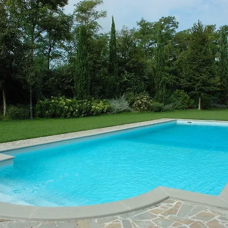 Montecorneo Aparthotel