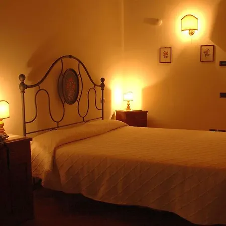 Montecorneo 公寓式酒店 2*